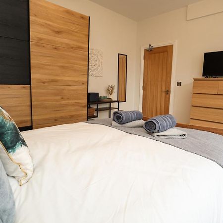 Aqua Nest Eastbourne - En-Suite, Free Parking, Kitchen Buitenkant foto