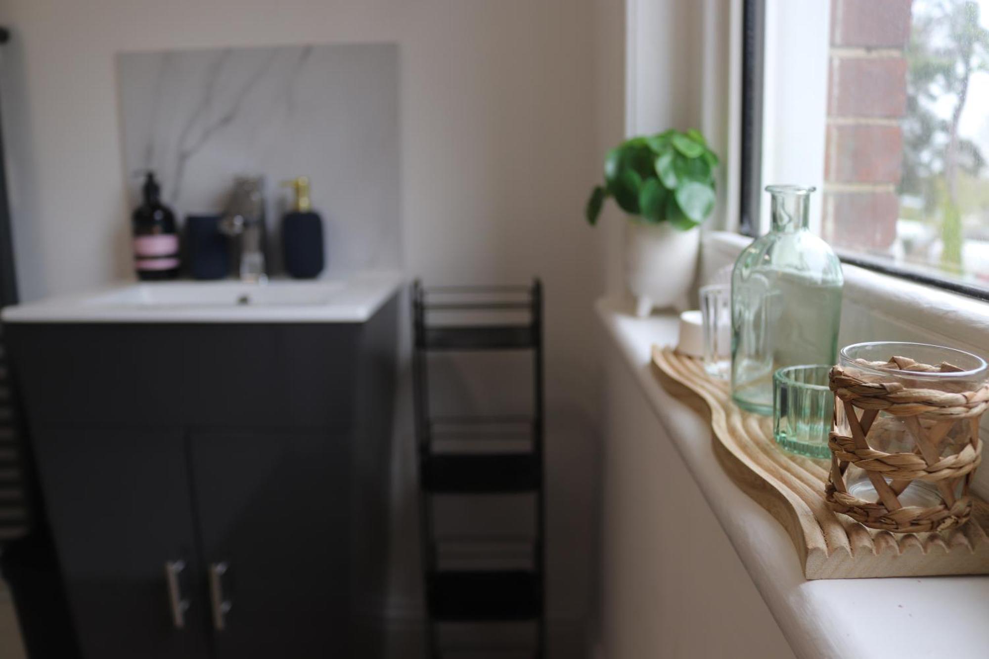 Aqua Nest Eastbourne - En-Suite, Free Parking, Kitchen Buitenkant foto